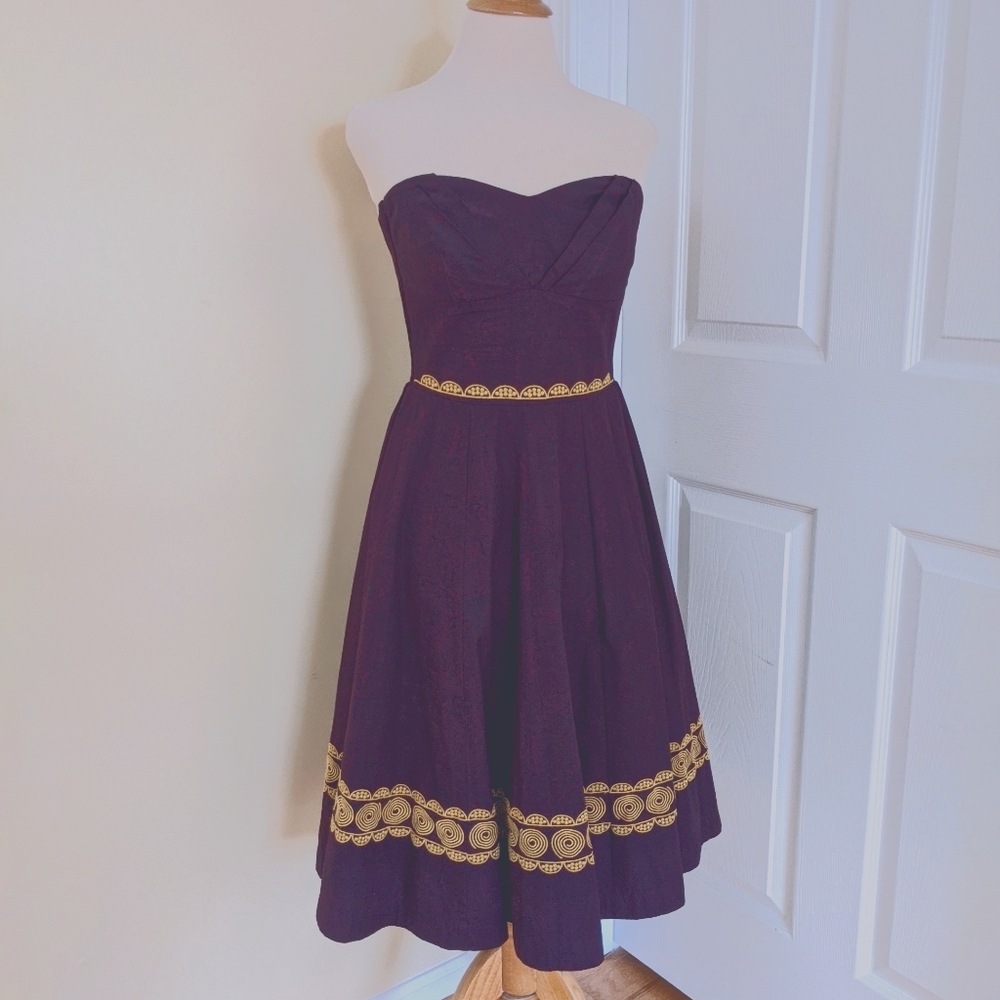 Girls of Savoy Aubergine Sky strapless dress